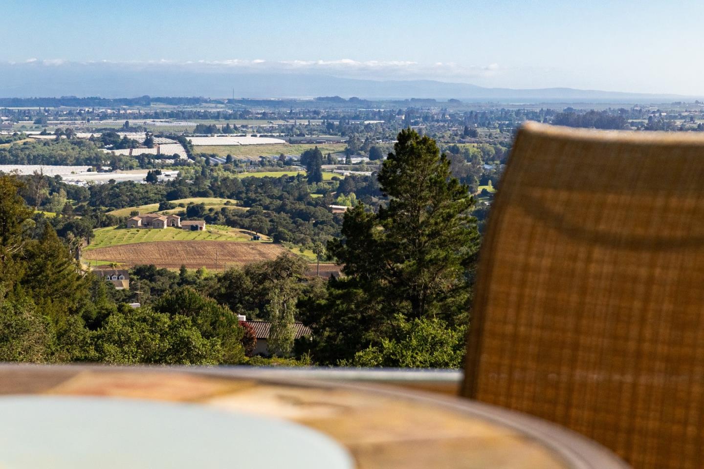 Detail Gallery Image 31 of 53 For 960 Smith Rd, Watsonville,  CA 95076 - 5 Beds | 4 Baths