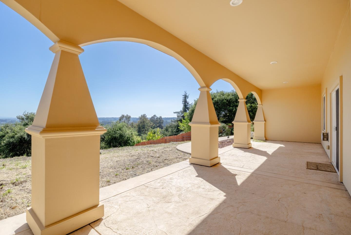 Detail Gallery Image 39 of 53 For 960 Smith Rd, Watsonville,  CA 95076 - 5 Beds | 4 Baths