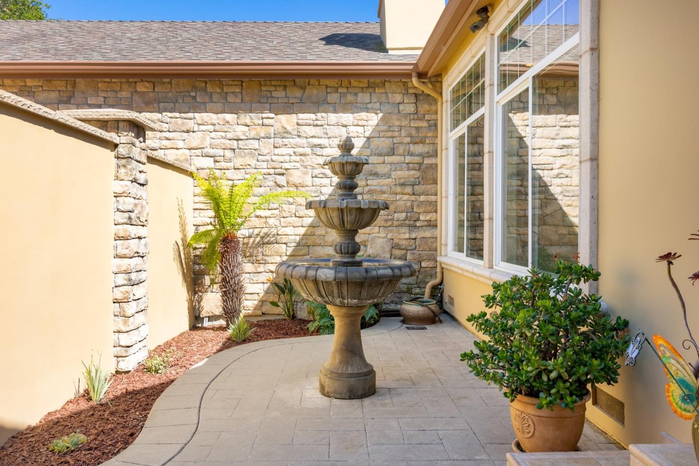 Detail Gallery Image 48 of 53 For 960 Smith Rd, Watsonville,  CA 95076 - 5 Beds | 4 Baths