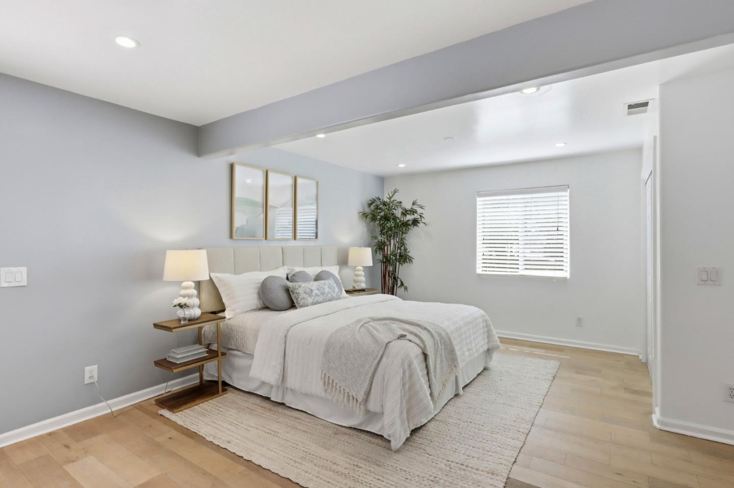 Detail Gallery Image 23 of 57 For 2468 Maxwell, Oakland,  CA 94601 - 4 Beds | 3 Baths