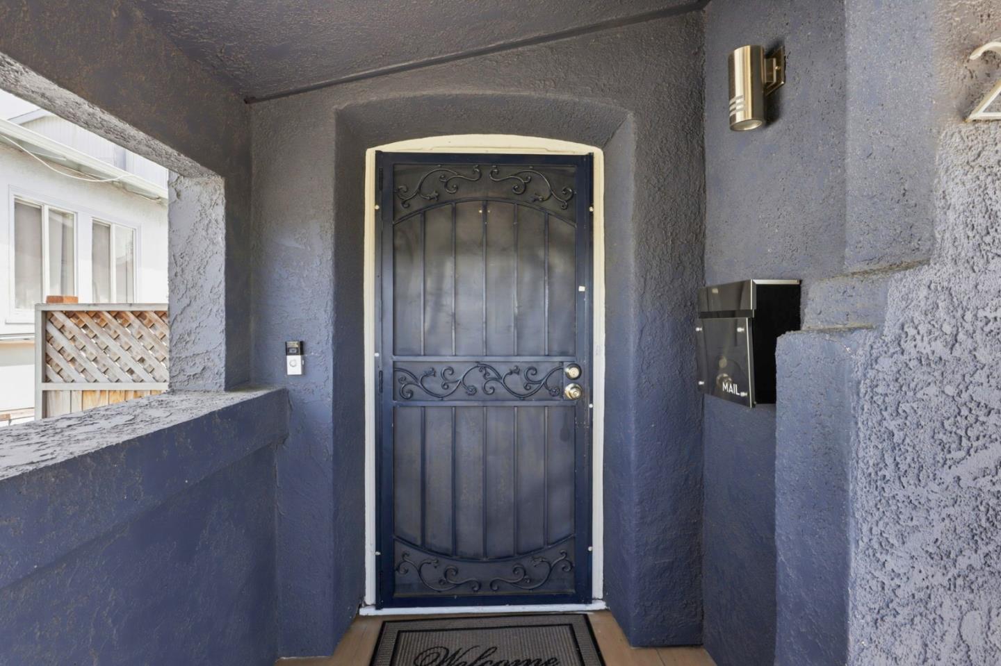 Detail Gallery Image 6 of 57 For 2468 Maxwell, Oakland,  CA 94601 - 4 Beds | 3 Baths