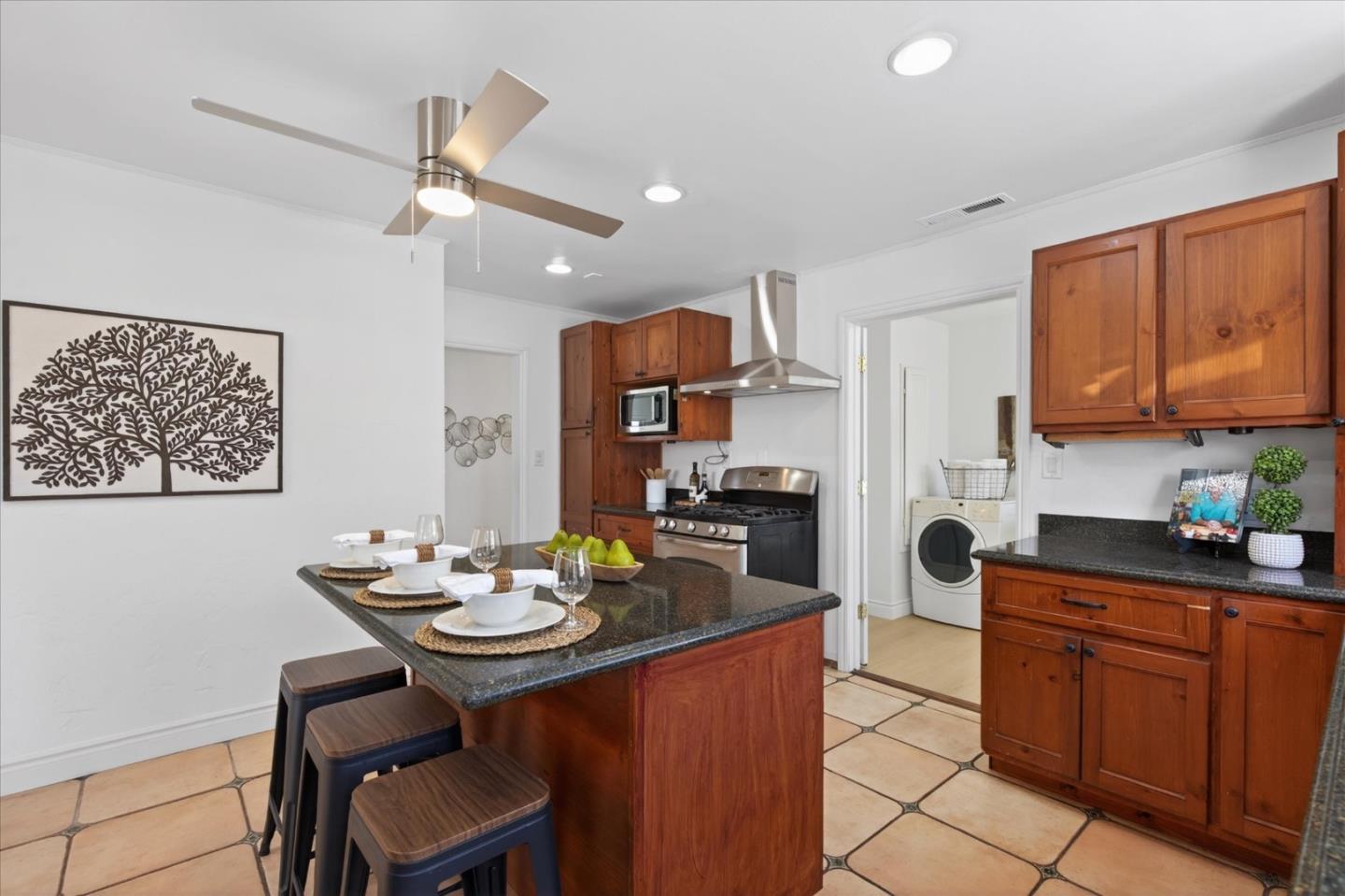 Detail Gallery Image 15 of 29 For 3377 Gawain, San Jose,  CA 95127 - 3 Beds | 1 Baths