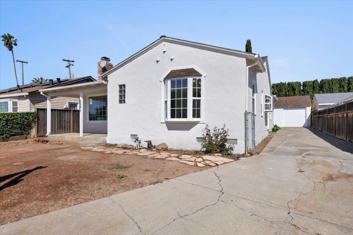 Detail Gallery Image 3 of 29 For 3377 Gawain, San Jose,  CA 95127 - 3 Beds | 1 Baths