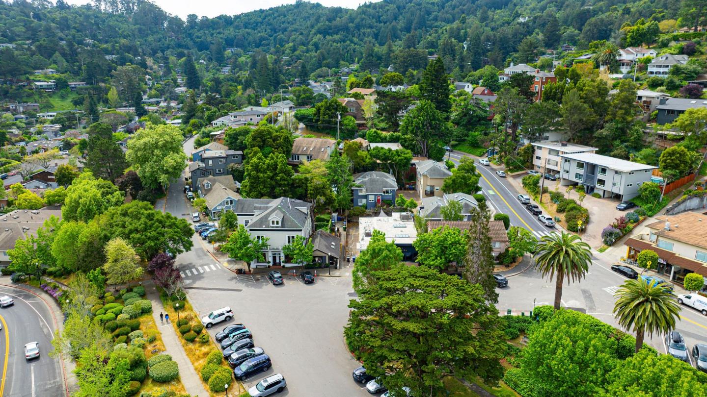 Detail Gallery Image 7 of 16 For 29 1st St, Corte Madera,  CA 94925 - – Beds | – Baths