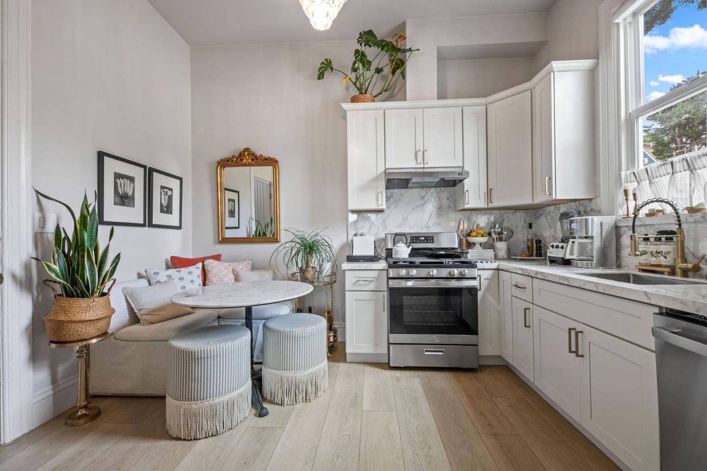 Detail Gallery Image 9 of 16 For 29 1st St, Corte Madera,  CA 94925 - – Beds | – Baths