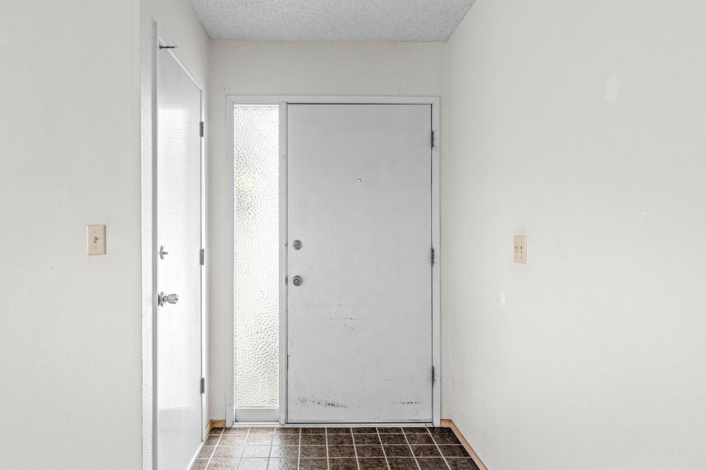 Detail Gallery Image 4 of 39 For 293 Keeler Ct, San Jose,  CA 95139 - 4 Beds | 2 Baths