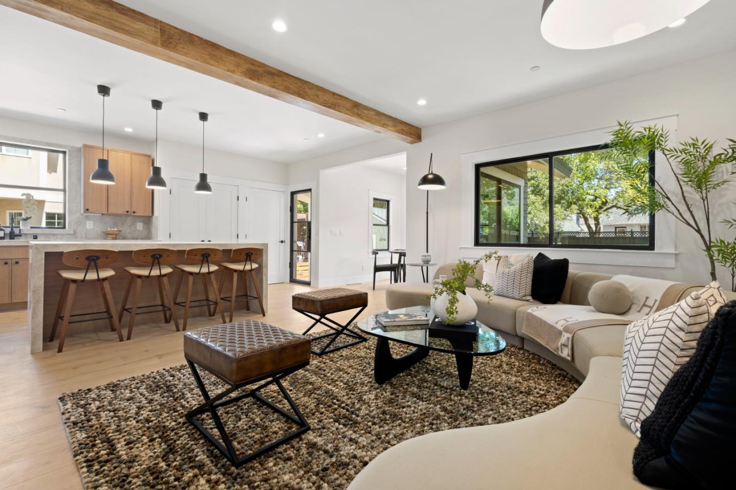 Detail Gallery Image 11 of 60 For 1117 Palm Dr, Burlingame,  CA 94010 - 4 Beds | 3 Baths