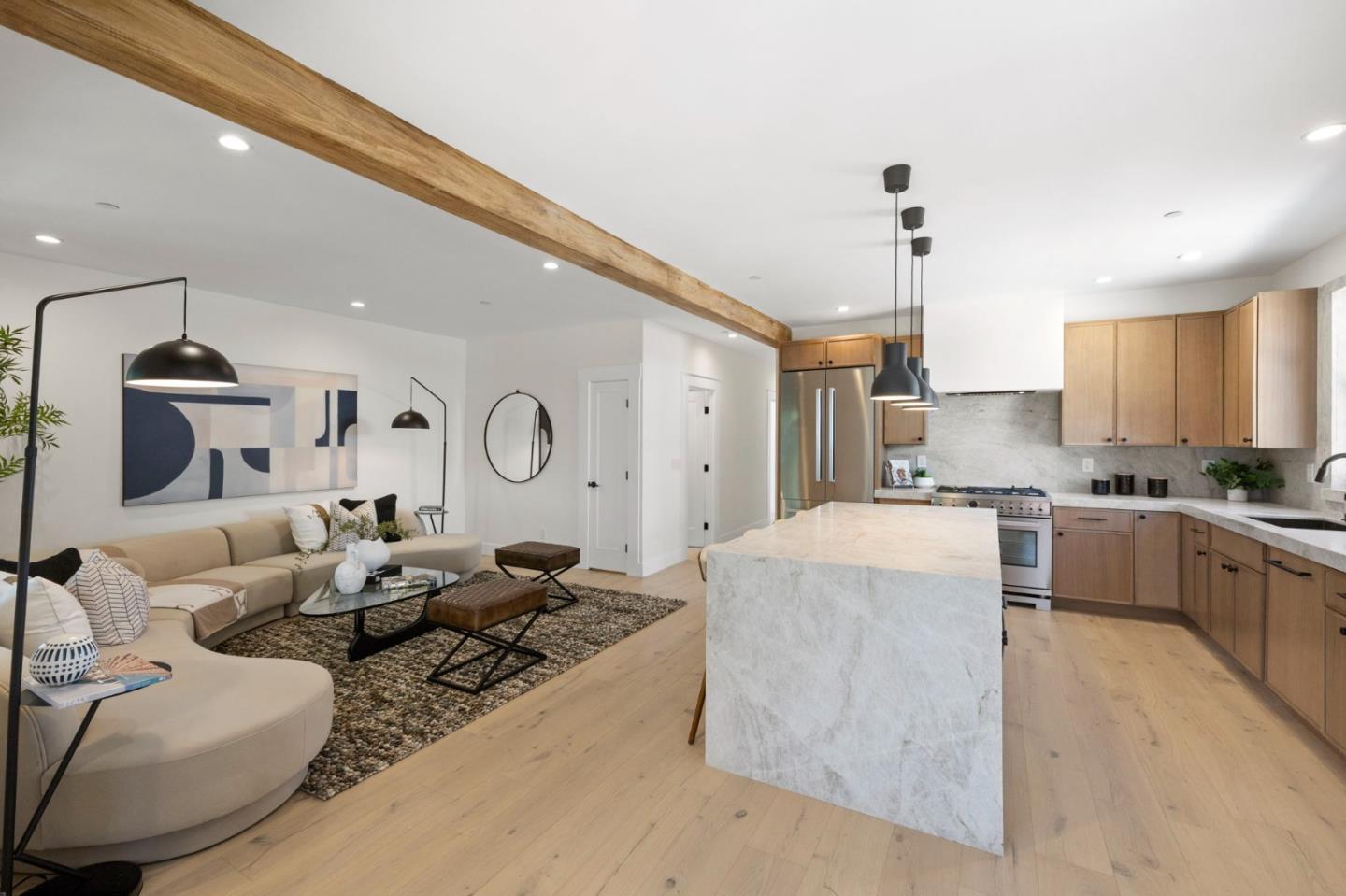 Detail Gallery Image 12 of 60 For 1117 Palm Dr, Burlingame,  CA 94010 - 4 Beds | 3 Baths