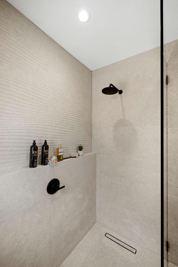 Detail Gallery Image 29 of 60 For 1117 Palm Dr, Burlingame,  CA 94010 - 4 Beds | 3 Baths