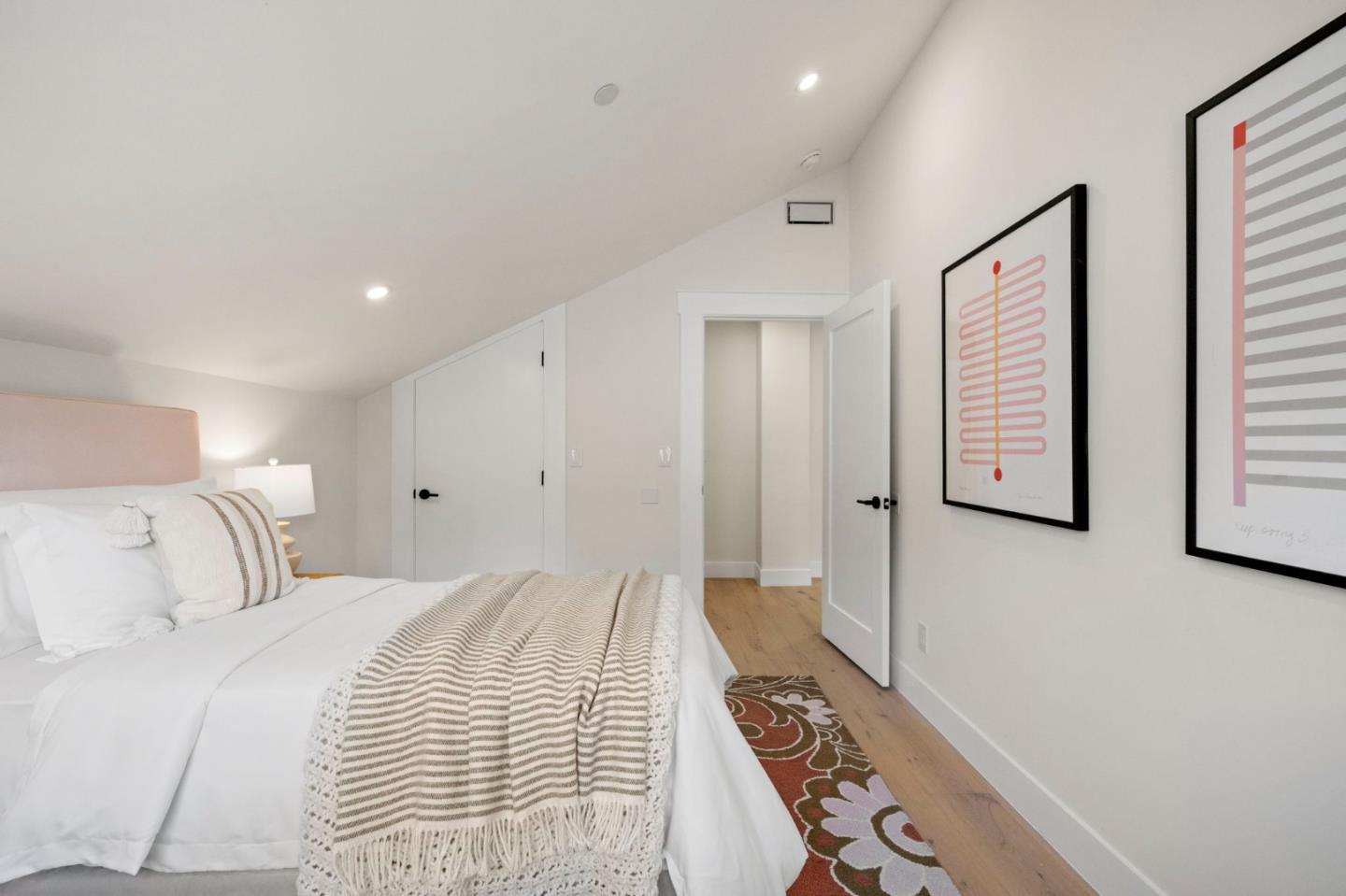 Detail Gallery Image 44 of 60 For 1117 Palm Dr, Burlingame,  CA 94010 - 4 Beds | 3 Baths