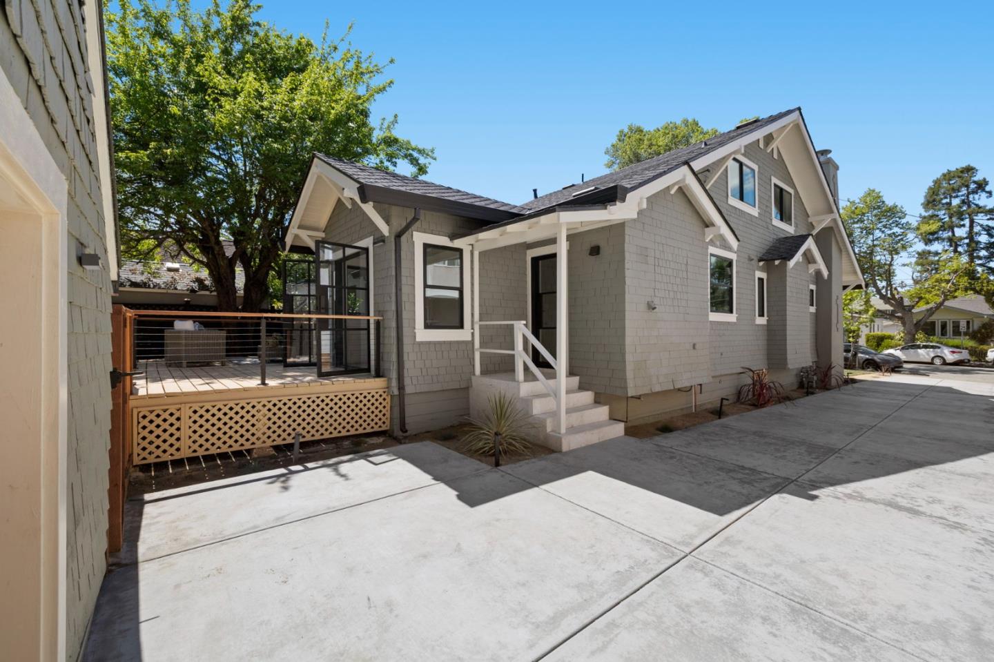 Detail Gallery Image 53 of 60 For 1117 Palm Dr, Burlingame,  CA 94010 - 4 Beds | 3 Baths