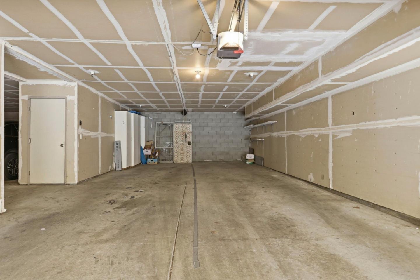 Detail Gallery Image 37 of 38 For 979 La Mesa Ter #APT D,  Sunnyvale,  CA 94086 - 2 Beds | 1 Baths