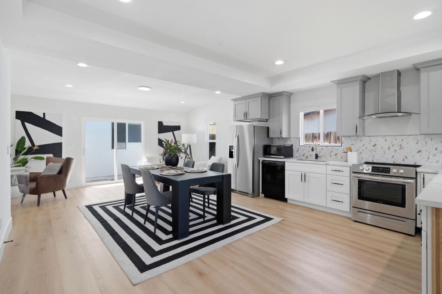 Detail Gallery Image 10 of 41 For 2512 N Amethyst Dr, Santa Clara,  CA 95051 - 5 Beds | 3 Baths