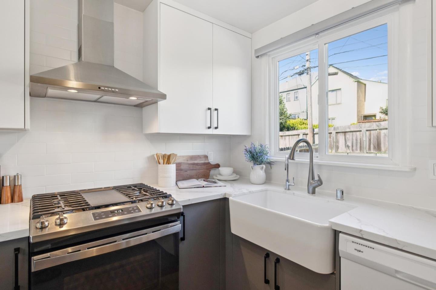 Detail Gallery Image 17 of 46 For 45 Forest Grove Dr, Daly City,  CA 94015 - 3 Beds | 1/1 Baths