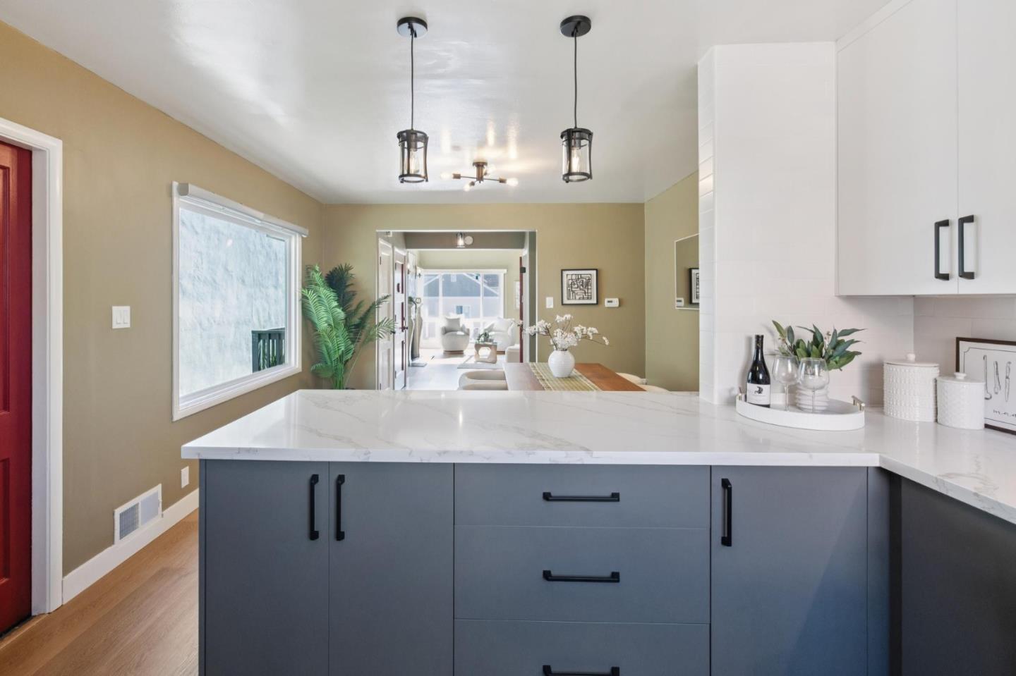 Detail Gallery Image 19 of 46 For 45 Forest Grove Dr, Daly City,  CA 94015 - 3 Beds | 1/1 Baths