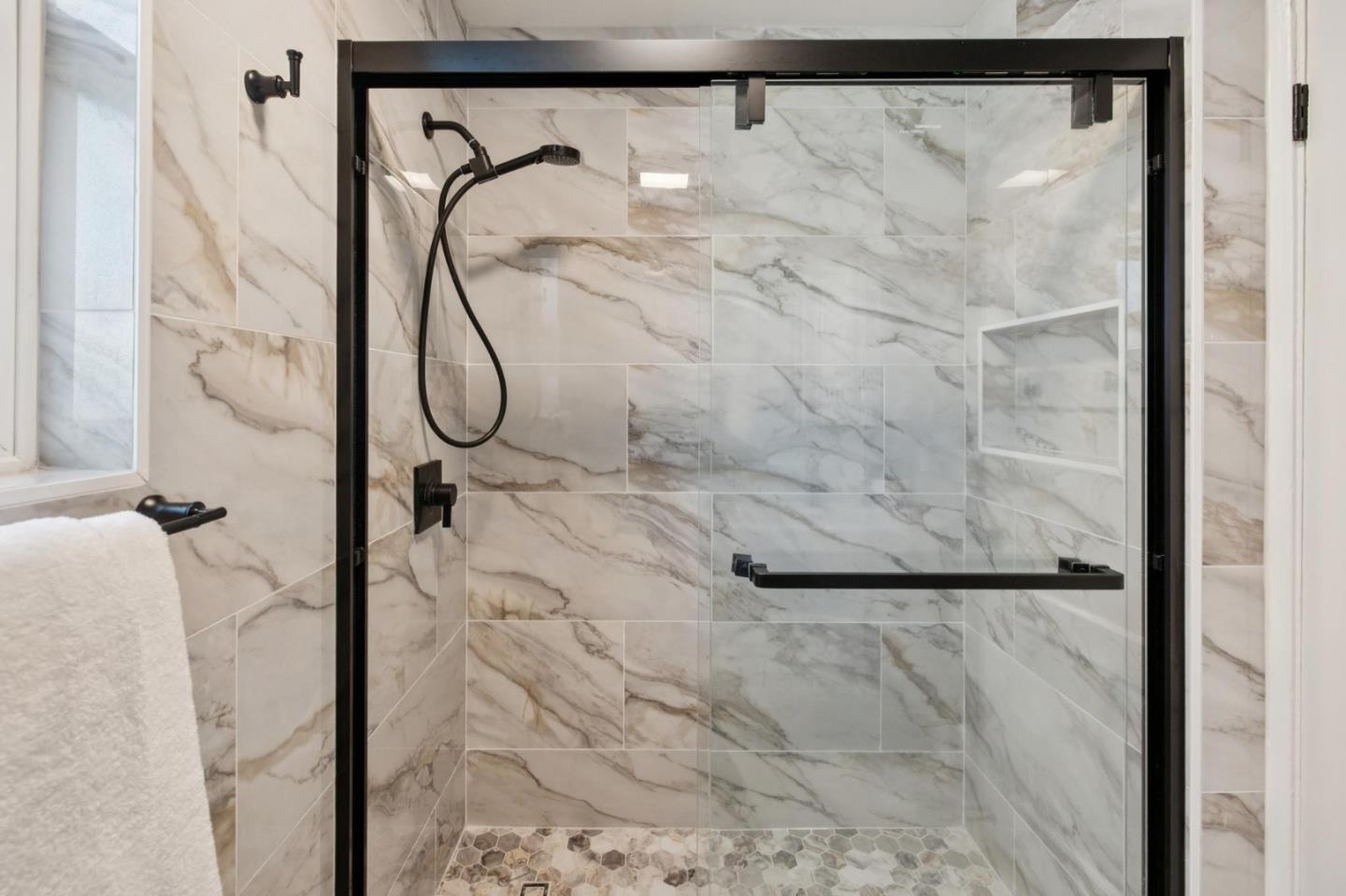 Detail Gallery Image 25 of 46 For 45 Forest Grove Dr, Daly City,  CA 94015 - 3 Beds | 1/1 Baths