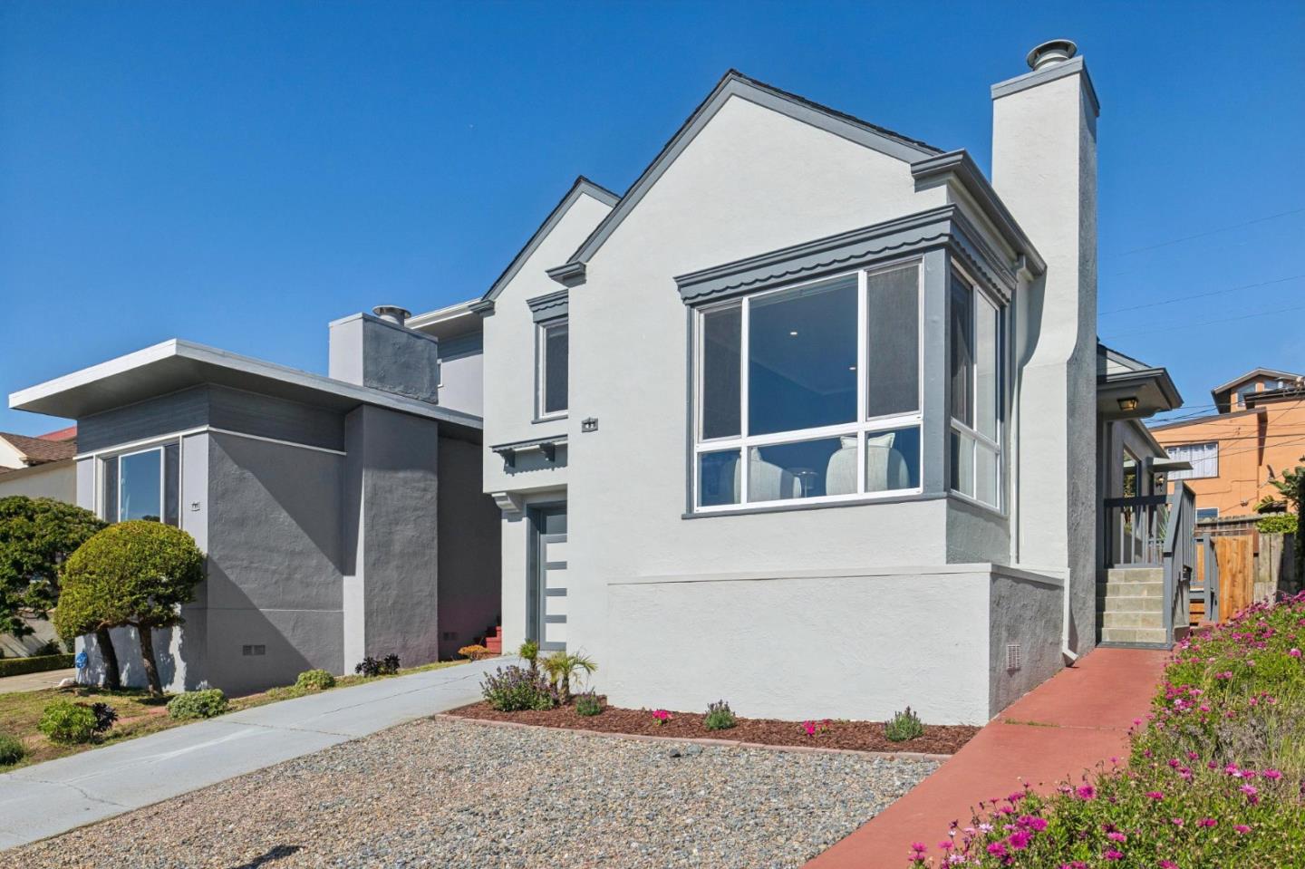 Detail Gallery Image 3 of 46 For 45 Forest Grove Dr, Daly City,  CA 94015 - 3 Beds | 1/1 Baths