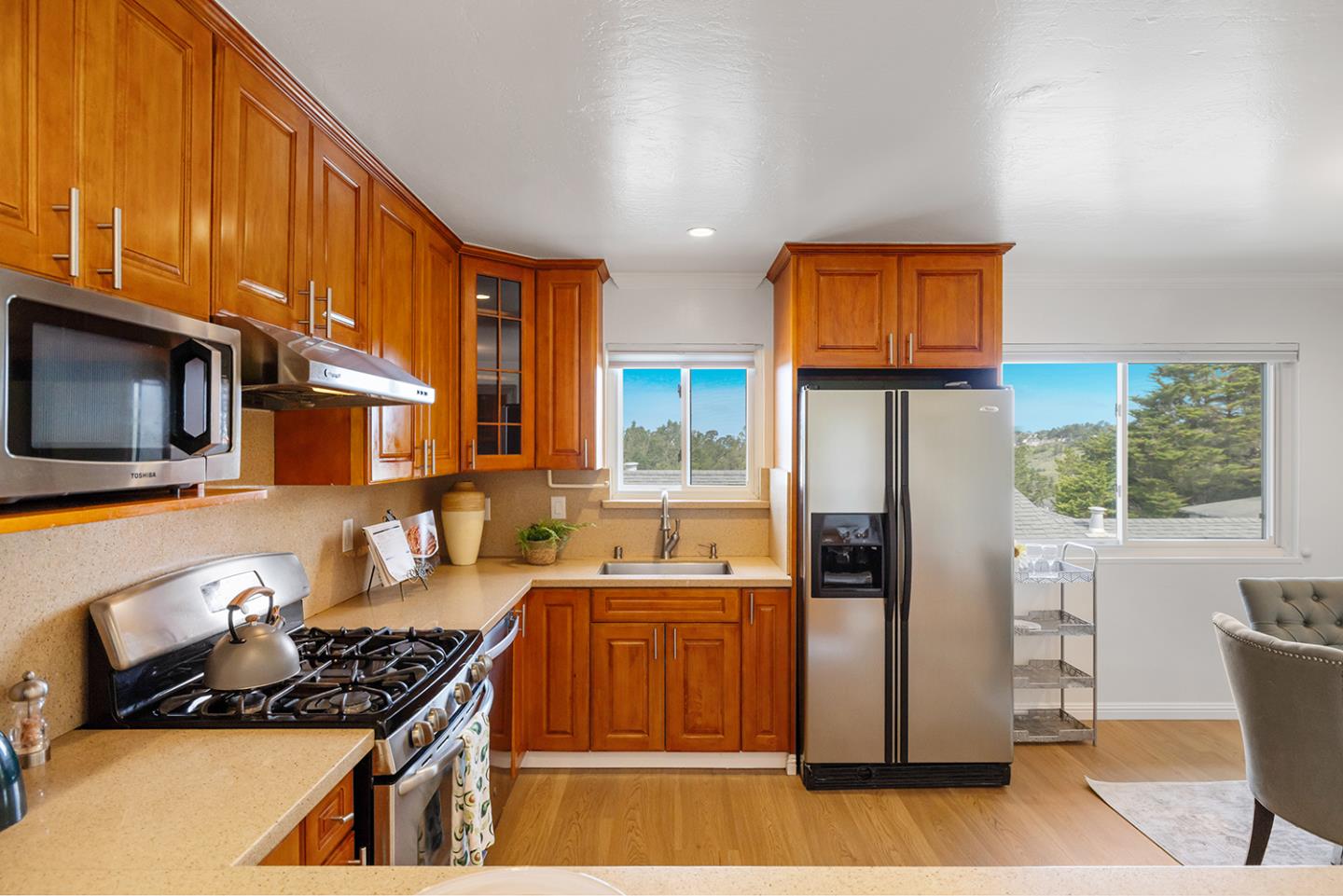 Detail Gallery Image 10 of 31 For 3891 Chilton Ln, San Bruno,  CA 94066 - 3 Beds | 2 Baths