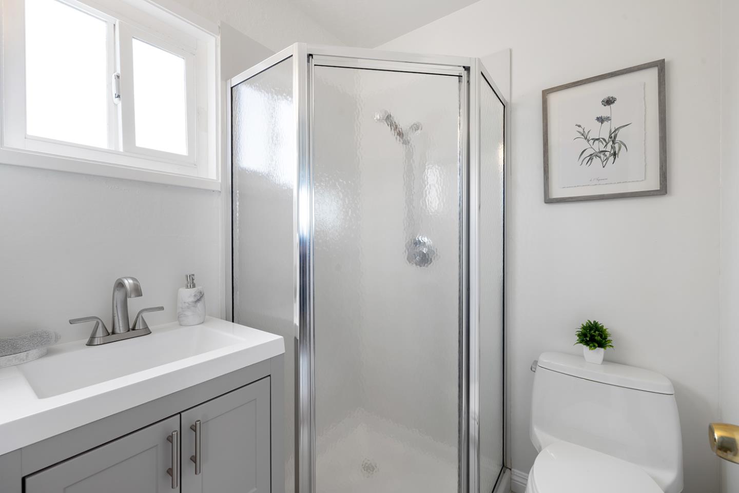 Detail Gallery Image 15 of 31 For 3891 Chilton Ln, San Bruno,  CA 94066 - 3 Beds | 2 Baths