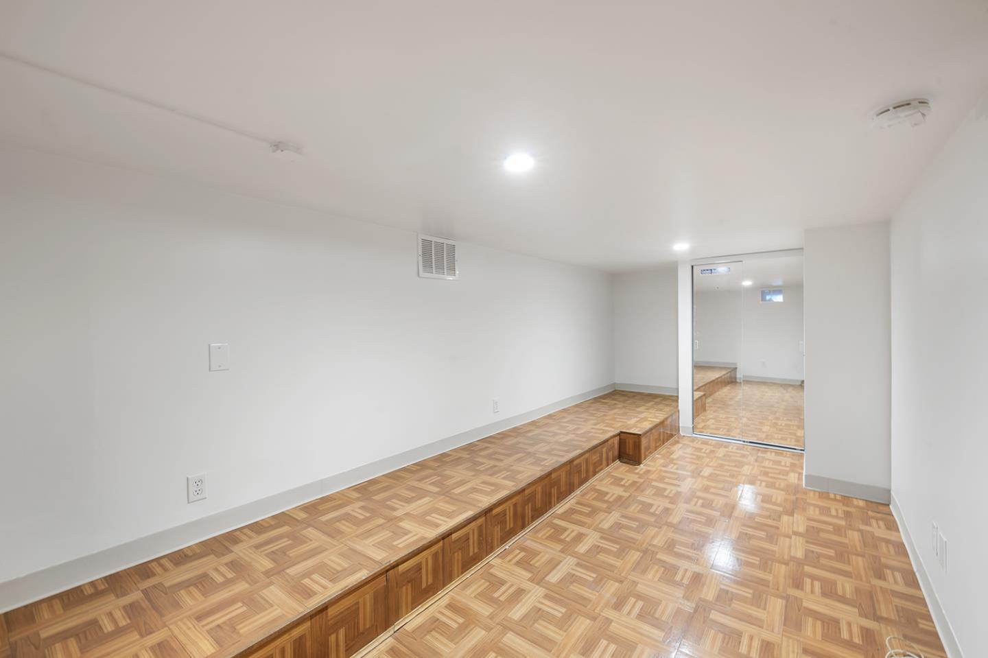 Detail Gallery Image 25 of 31 For 3891 Chilton Ln, San Bruno,  CA 94066 - 3 Beds | 2 Baths