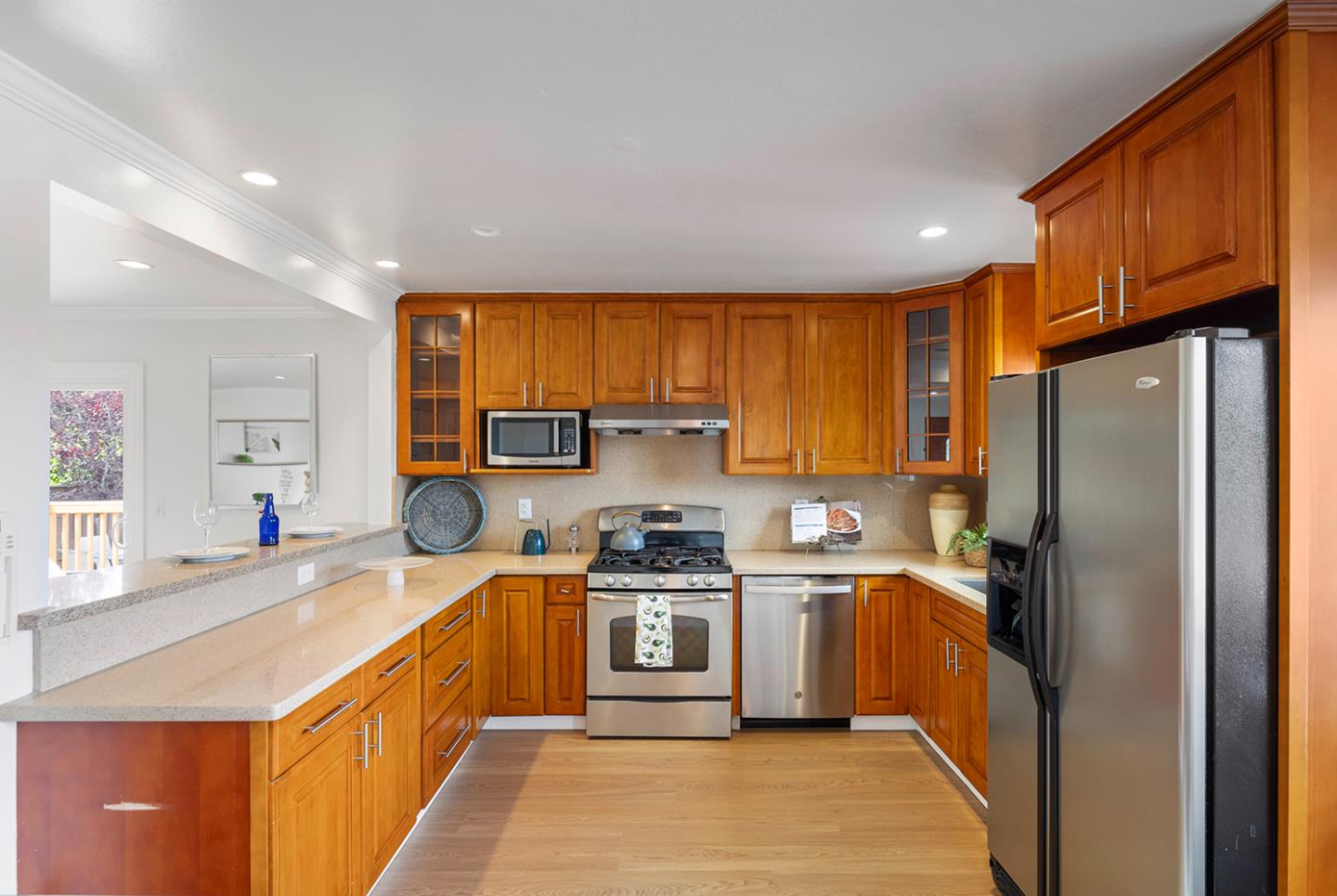 Detail Gallery Image 9 of 31 For 3891 Chilton Ln, San Bruno,  CA 94066 - 3 Beds | 2 Baths