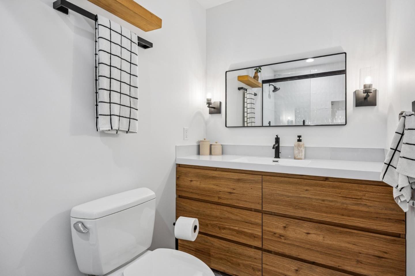 Photo #16: ML82043490 Listing: Photo #16