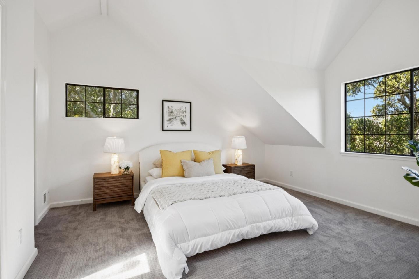 Detail Gallery Image 18 of 31 For 164 Springdale Way, Redwood City,  CA 94062 - 4 Beds | 4 Baths