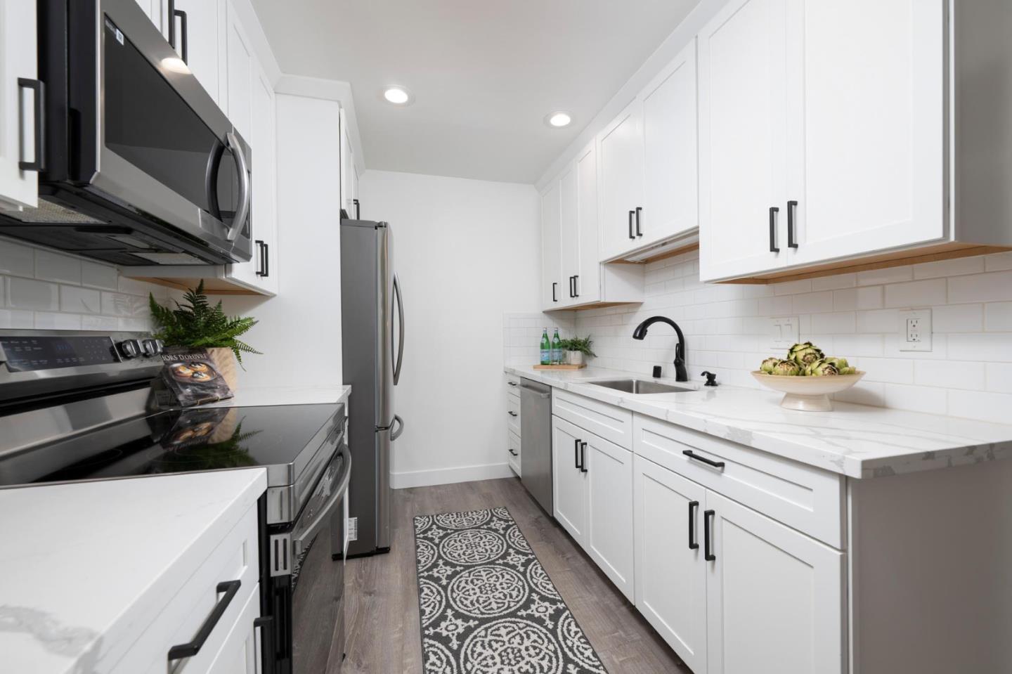 Photo #17: ML82043492 Listing: Photo #17