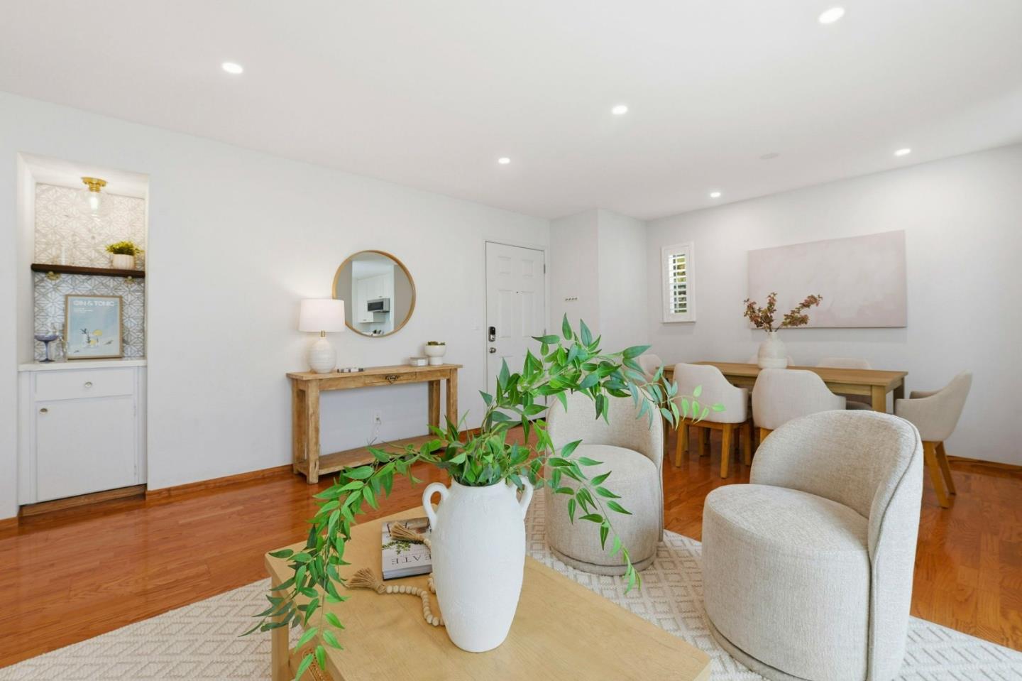 Photo #6: ML82043494 Listing: Photo #6