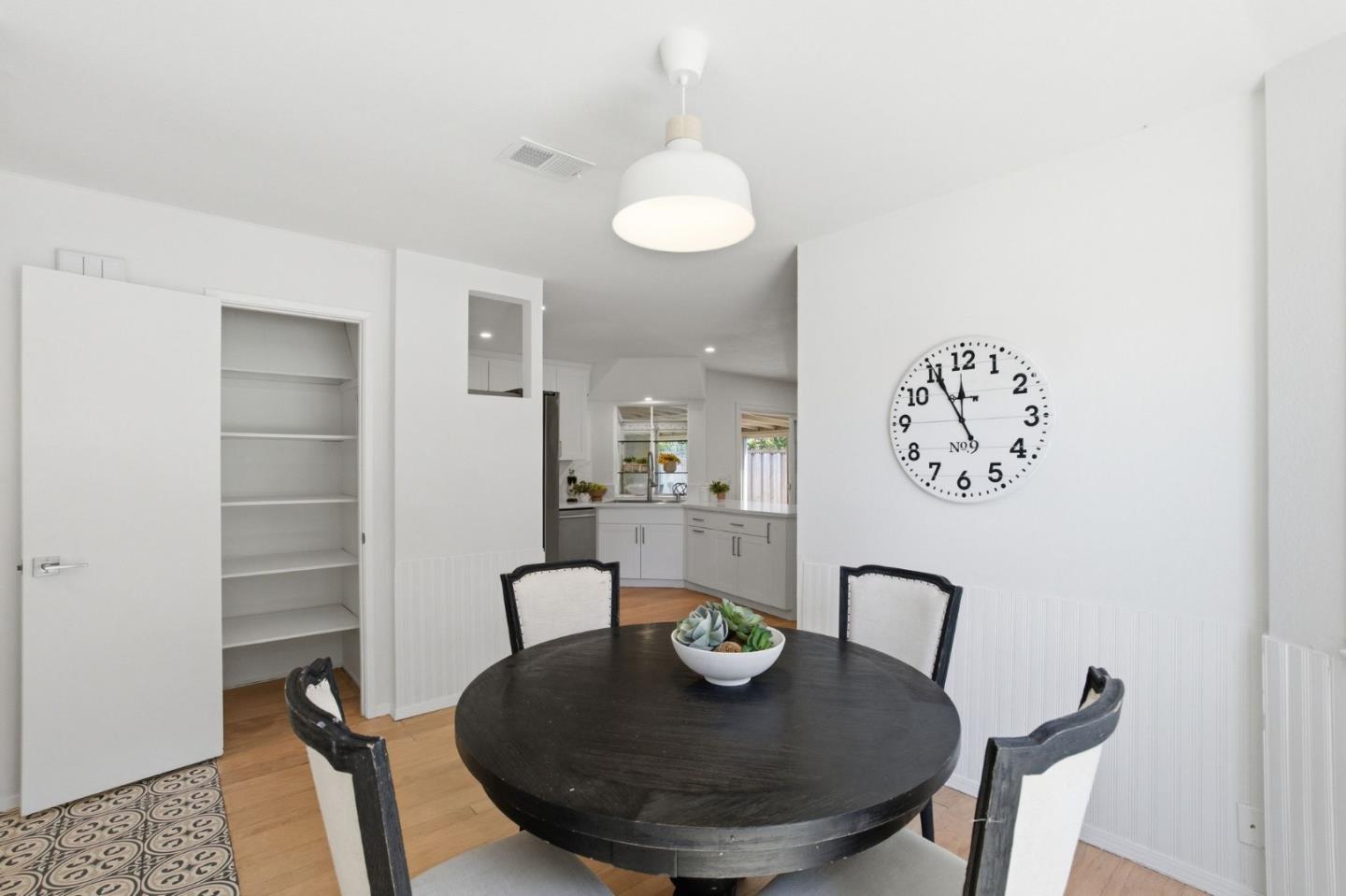 Detail Gallery Image 15 of 83 For 150 Tiller Ct, Half Moon Bay,  CA 94019 - 3 Beds | 2 Baths