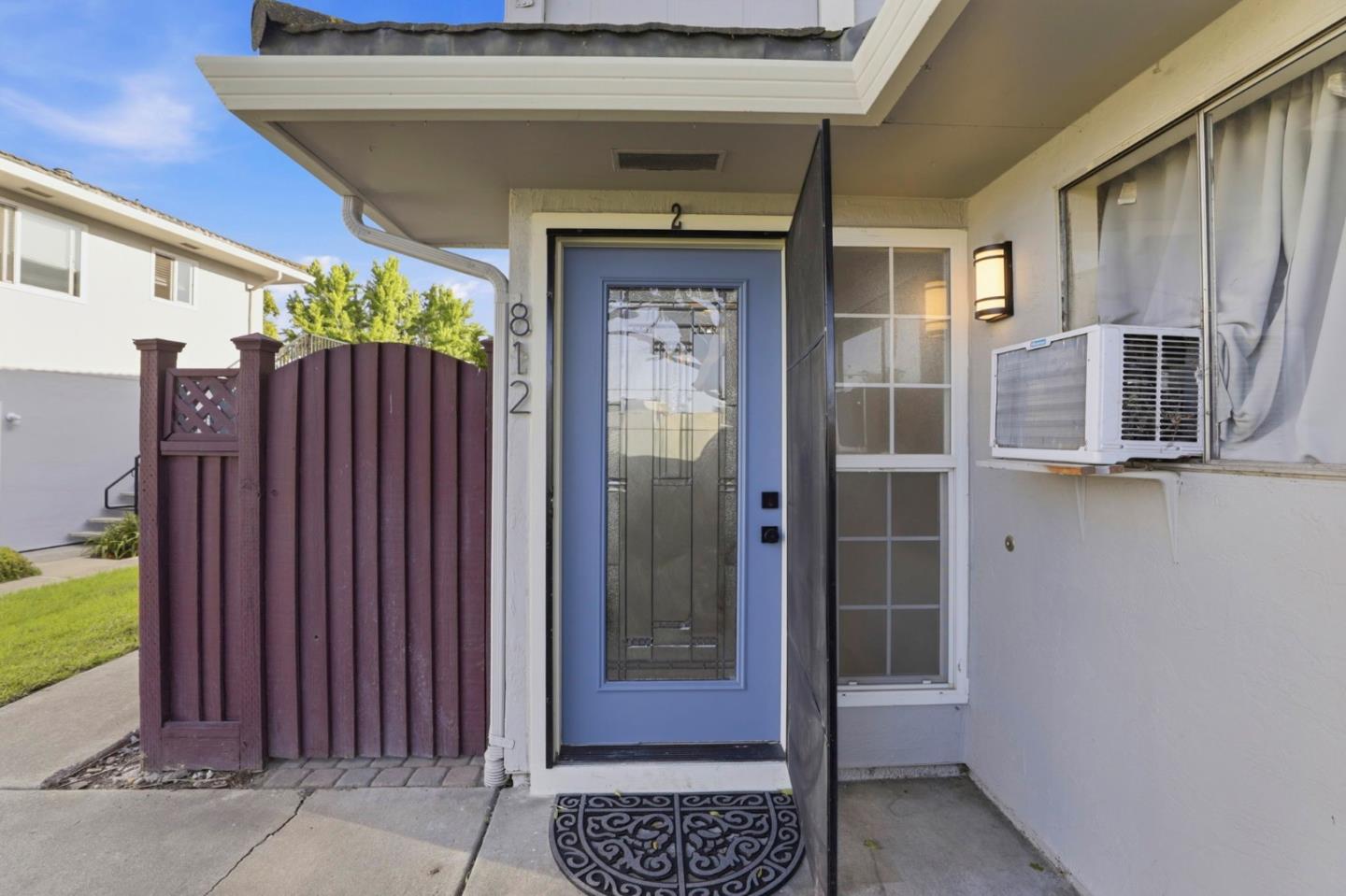 Detail Gallery Image 4 of 26 For 812 Blossom Hill Rd #2,  San Jose,  CA 95123 - 2 Beds | 1 Baths