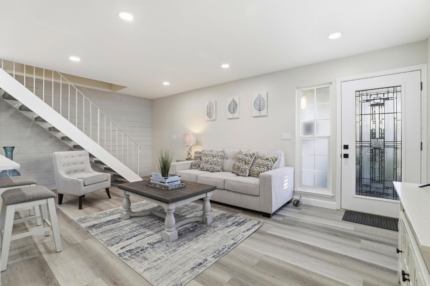 Detail Gallery Image 6 of 26 For 812 Blossom Hill Rd #2,  San Jose,  CA 95123 - 2 Beds | 1 Baths