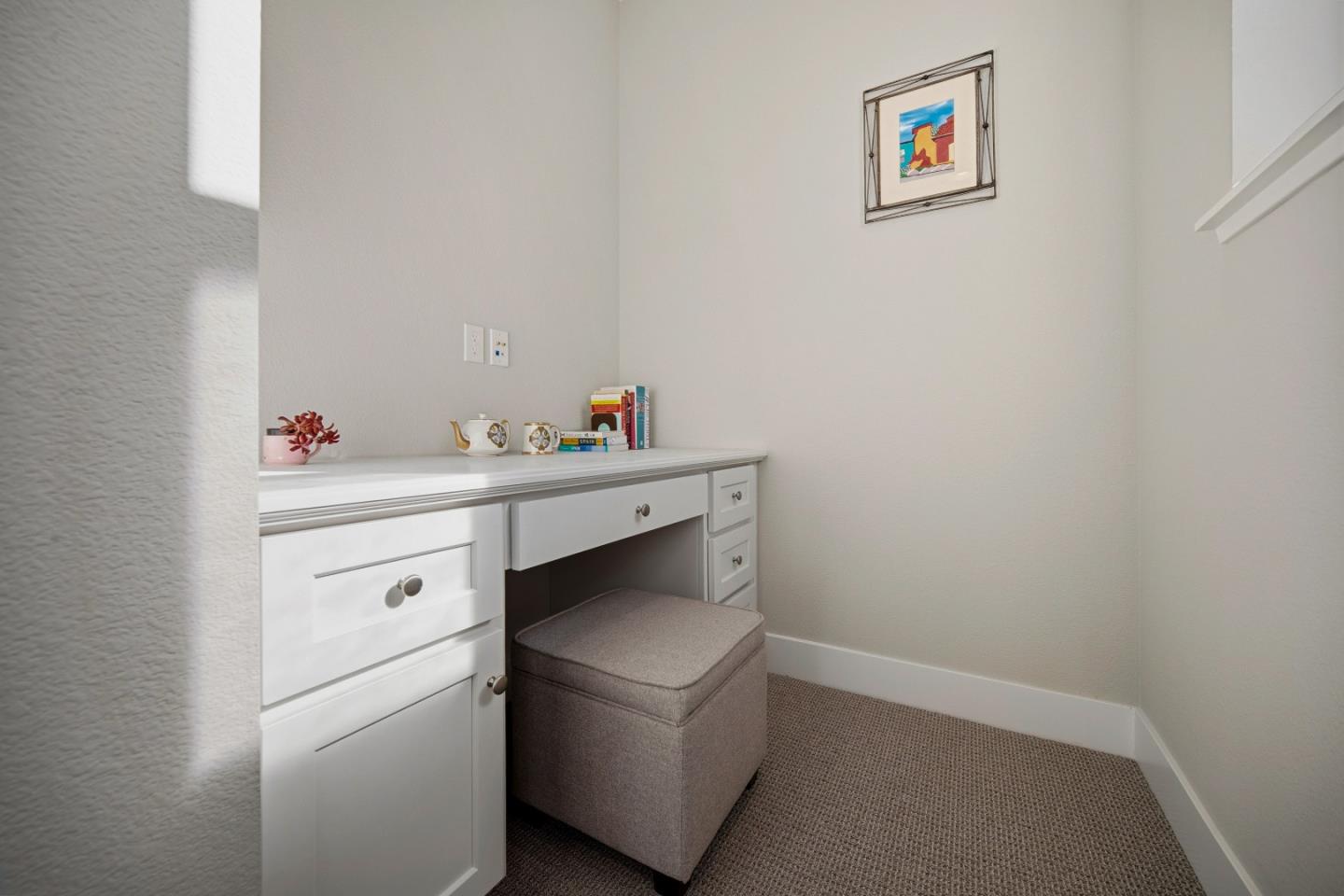 Detail Gallery Image 18 of 44 For 266 Sandy Gulch Dr, Marina,  CA 93933 - 3 Beds | 2/1 Baths