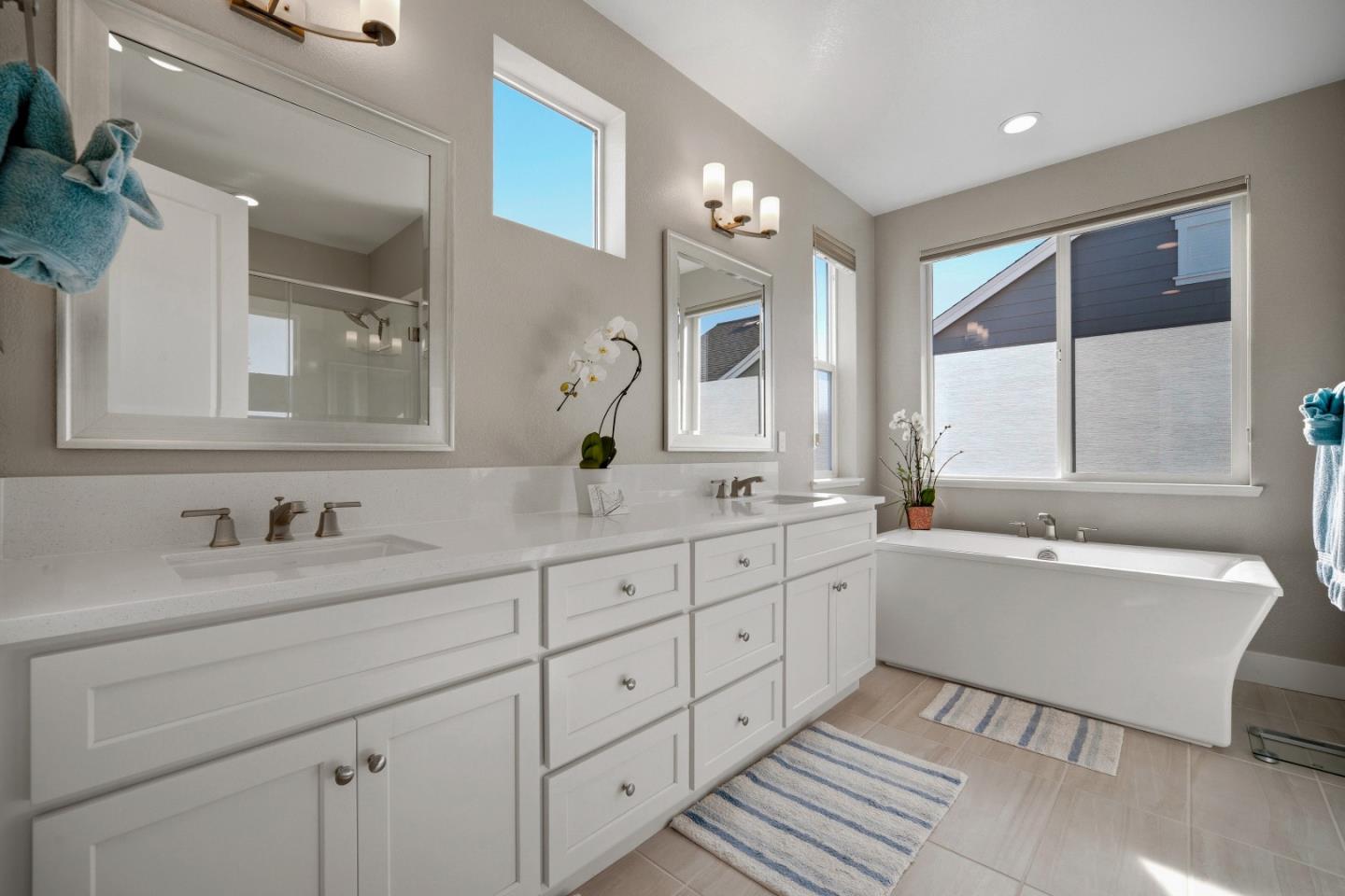 Detail Gallery Image 31 of 44 For 266 Sandy Gulch Dr, Marina,  CA 93933 - 3 Beds | 2/1 Baths