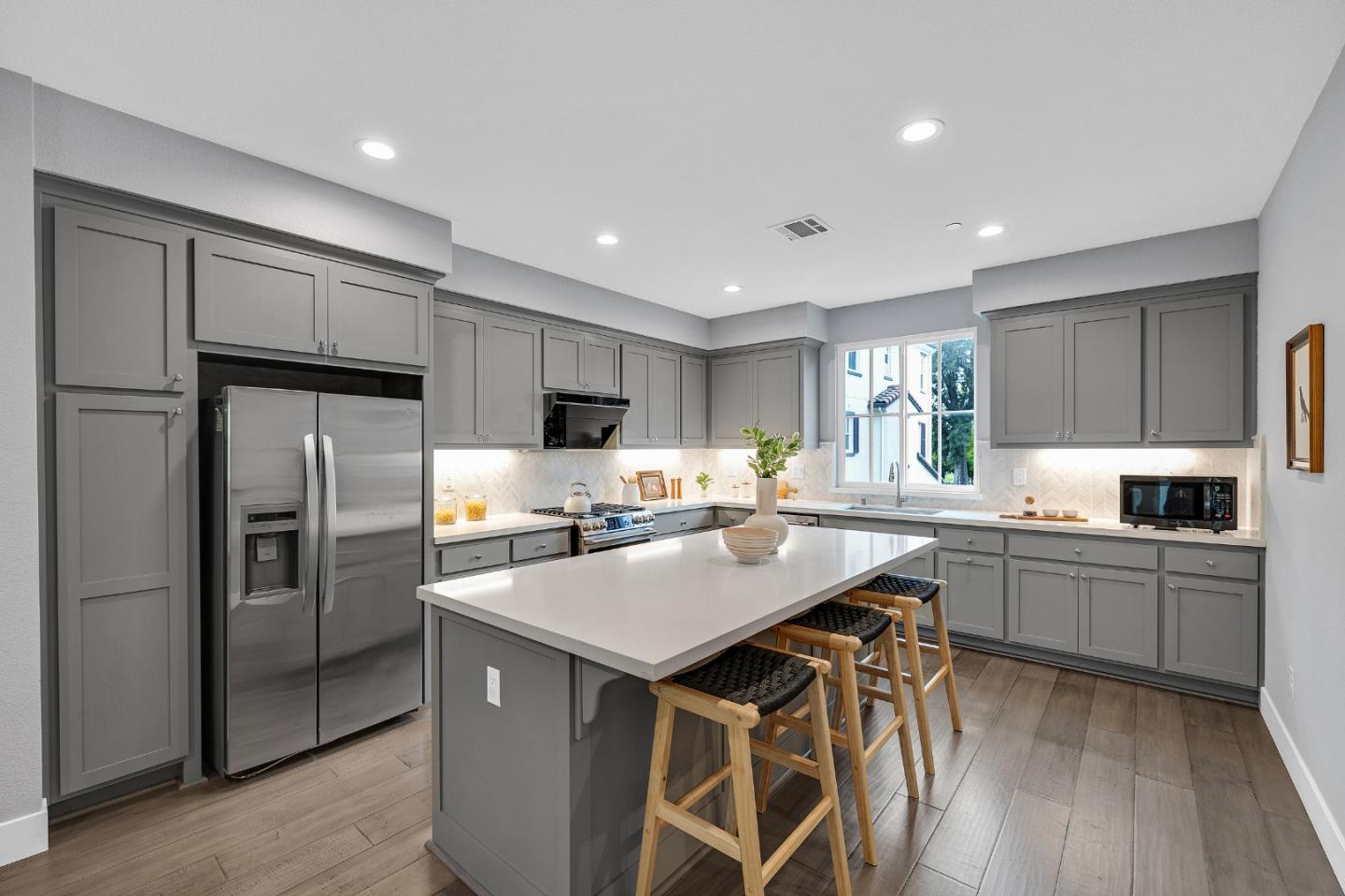 Photo #12: ML82043499 Listing: Photo #12