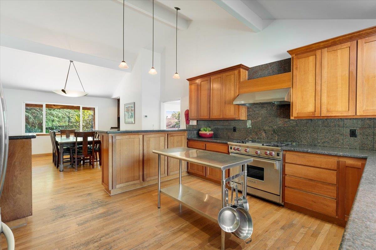 Detail Gallery Image 12 of 45 For 11 Eureka Canyon Rd, Corralitos,  CA 95076 - 3 Beds | 2 Baths