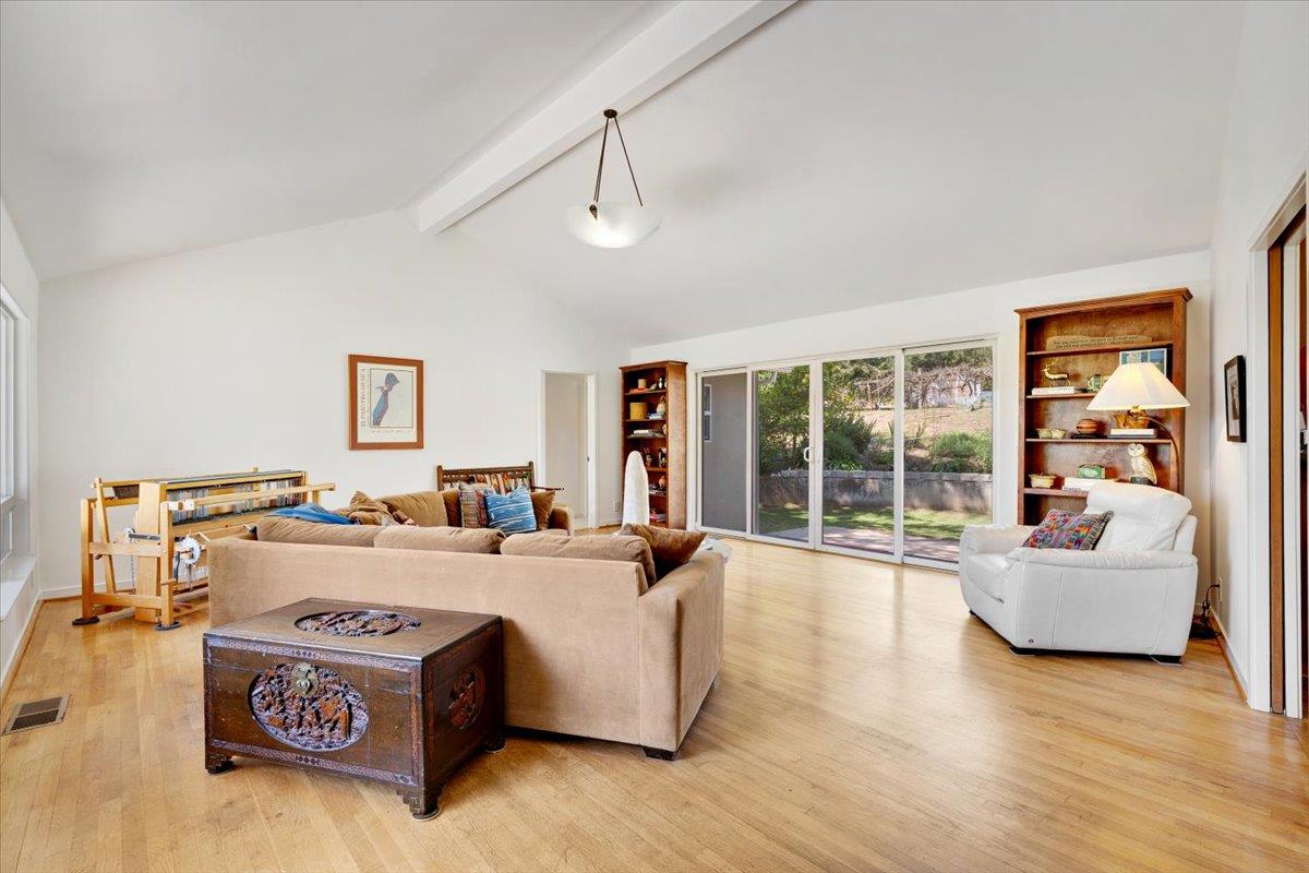 Detail Gallery Image 5 of 45 For 11 Eureka Canyon Rd, Corralitos,  CA 95076 - 3 Beds | 2 Baths