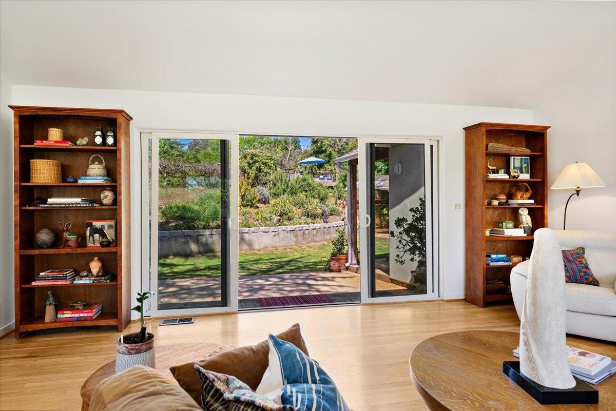 Detail Gallery Image 6 of 45 For 11 Eureka Canyon Rd, Corralitos,  CA 95076 - 3 Beds | 2 Baths