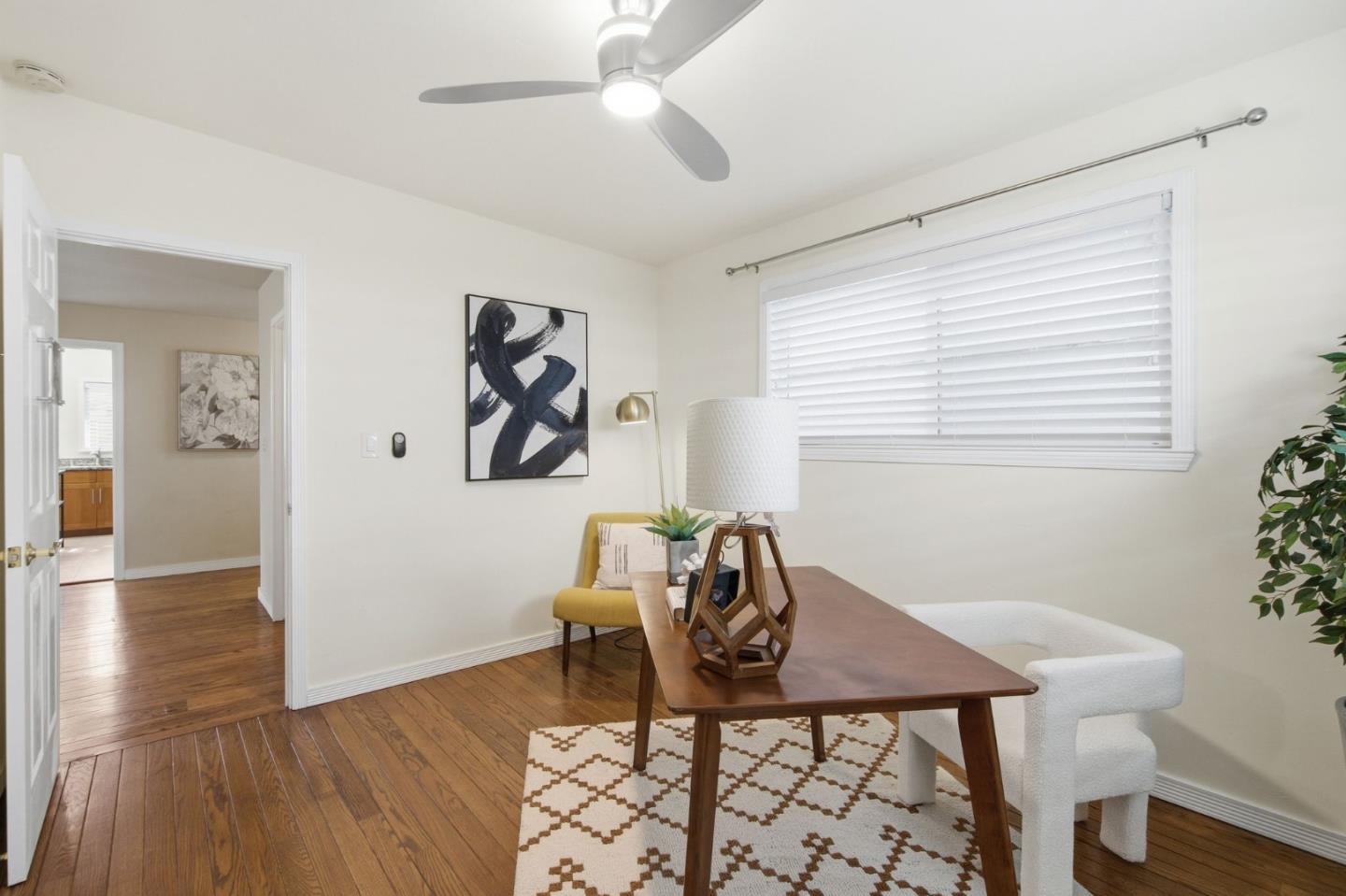 Detail Gallery Image 23 of 44 For 1912 Oak Knoll Dr, Belmont,  CA 94002 - 3 Beds | 2 Baths