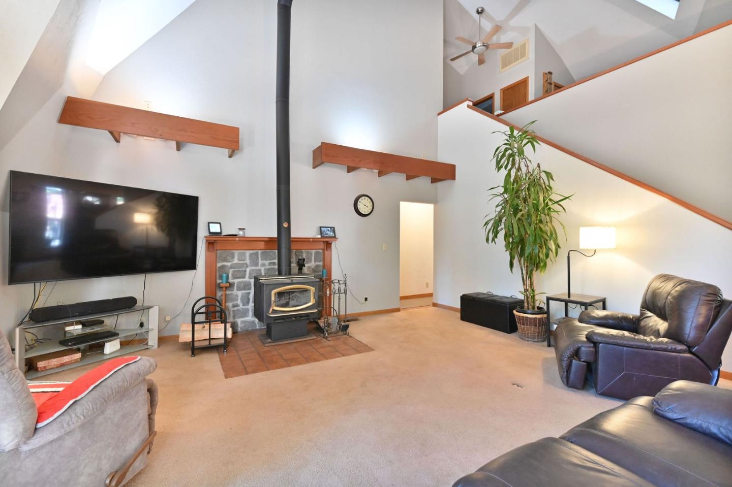 Detail Gallery Image 19 of 91 For 20175 Pine Dr, Pioneer,  CA 95666 - 3 Beds | 2 Baths