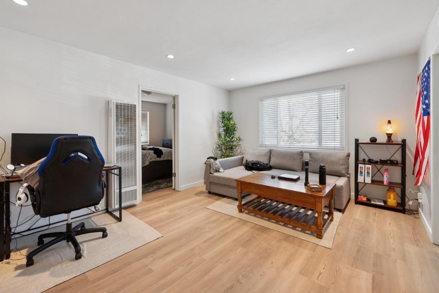 Detail Gallery Image 13 of 55 For 1140 El Camino Real, Burlingame,  CA 94010 - – Beds | – Baths