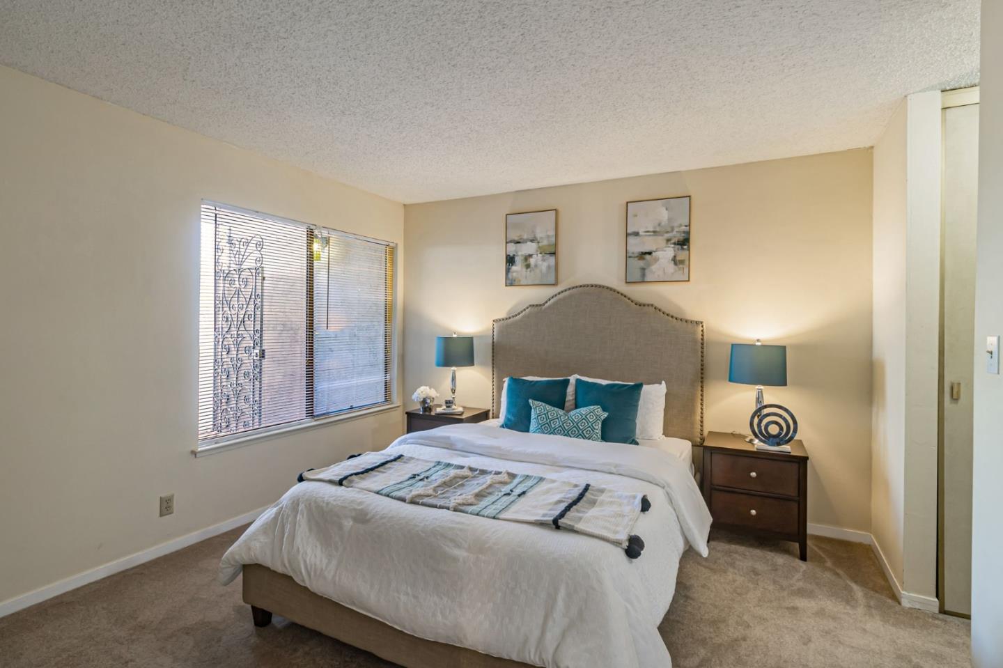 Detail Gallery Image 17 of 30 For 508 Fathom Dr, San Mateo,  CA 94404 - 1 Beds | 2 Baths