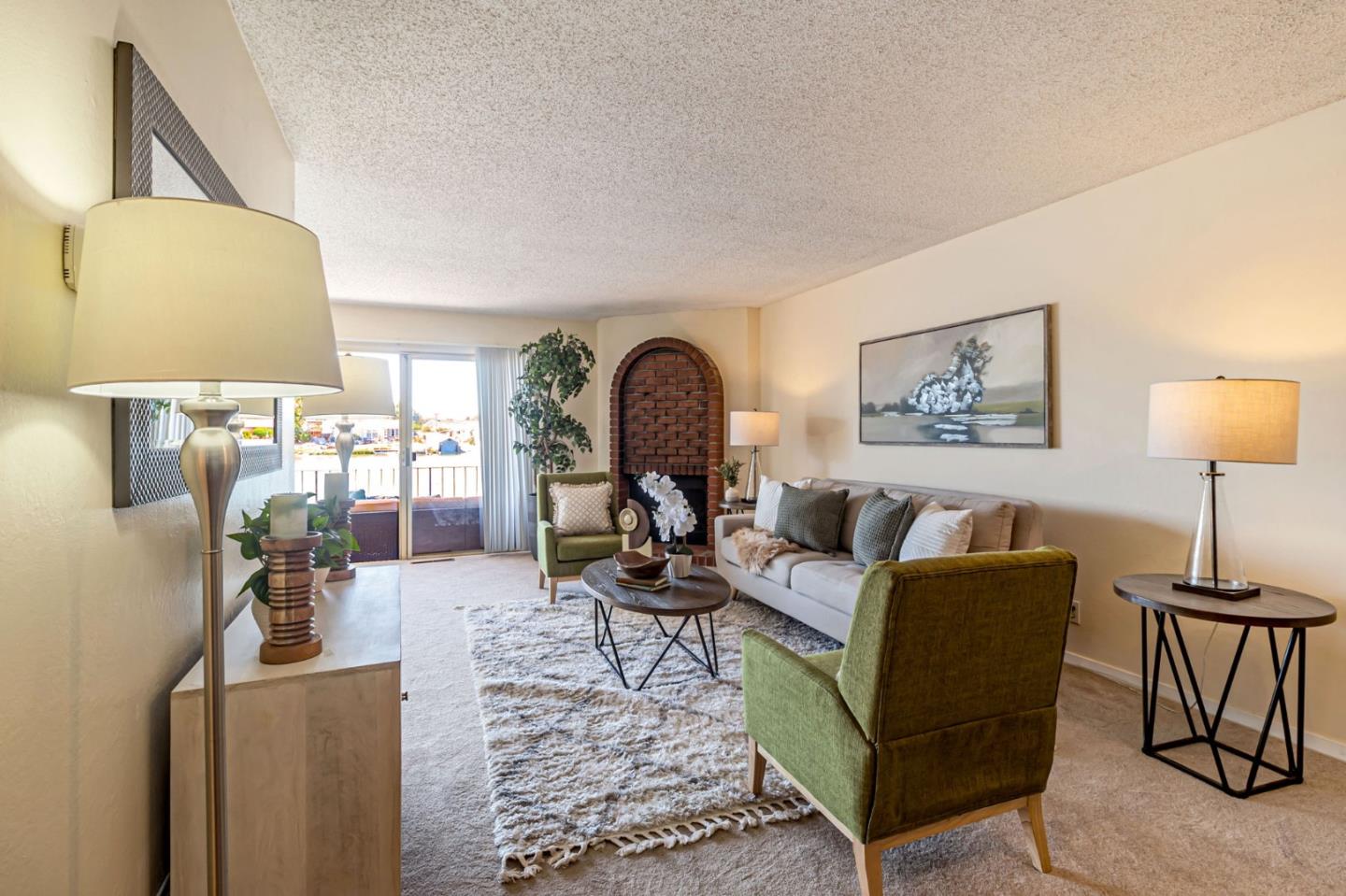 Detail Gallery Image 2 of 30 For 508 Fathom Dr, San Mateo,  CA 94404 - 1 Beds | 2 Baths