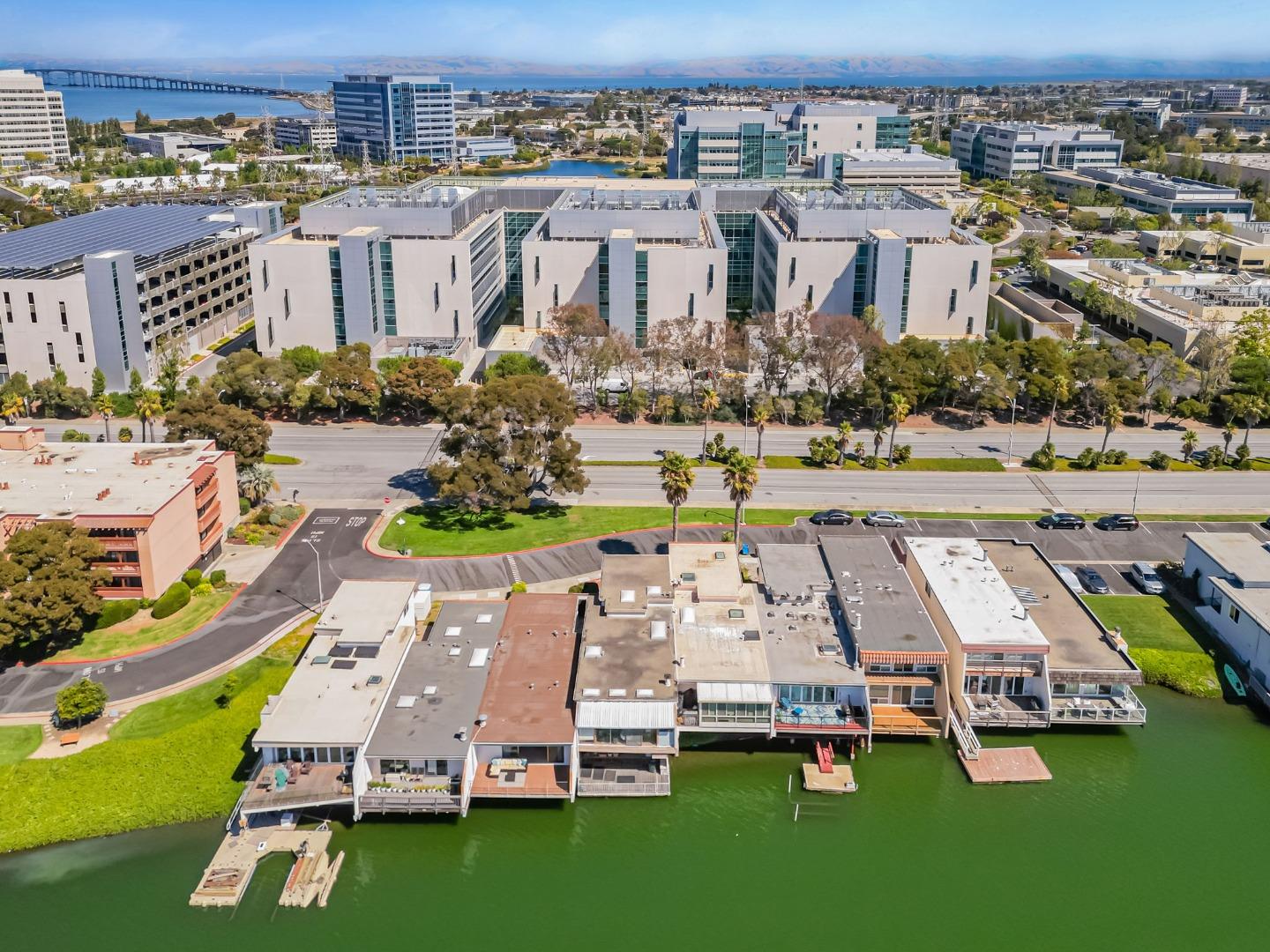 Detail Gallery Image 22 of 30 For 508 Fathom Dr, San Mateo,  CA 94404 - 1 Beds | 2 Baths