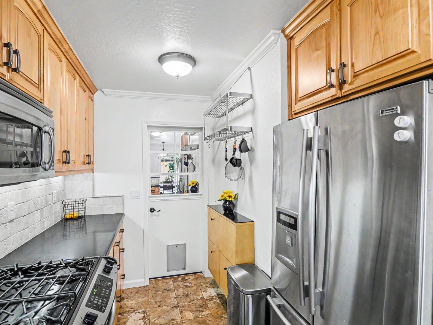 1310 Primavera ST 109, Salinas, CA 93901, Photo 5