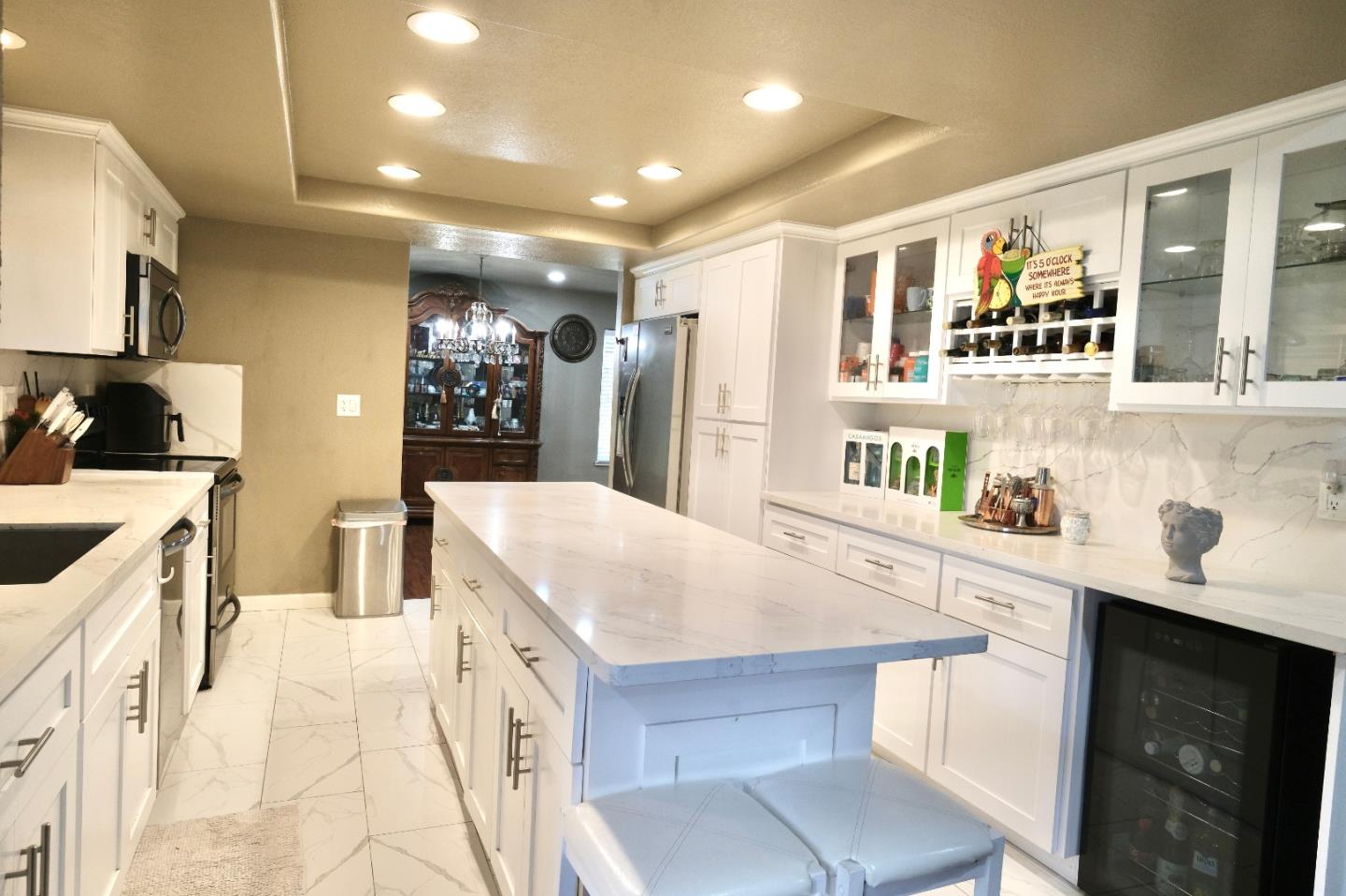 Detail Gallery Image 14 of 42 For 5076 Cineraria Ct, San Jose,  CA 95111 - 4 Beds | 2/1 Baths