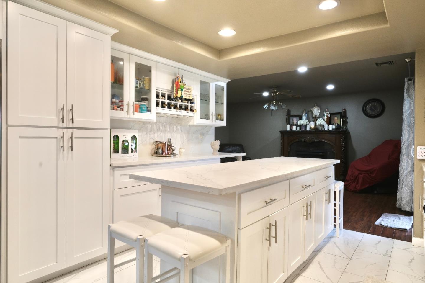 Detail Gallery Image 15 of 42 For 5076 Cineraria Ct, San Jose,  CA 95111 - 4 Beds | 2/1 Baths