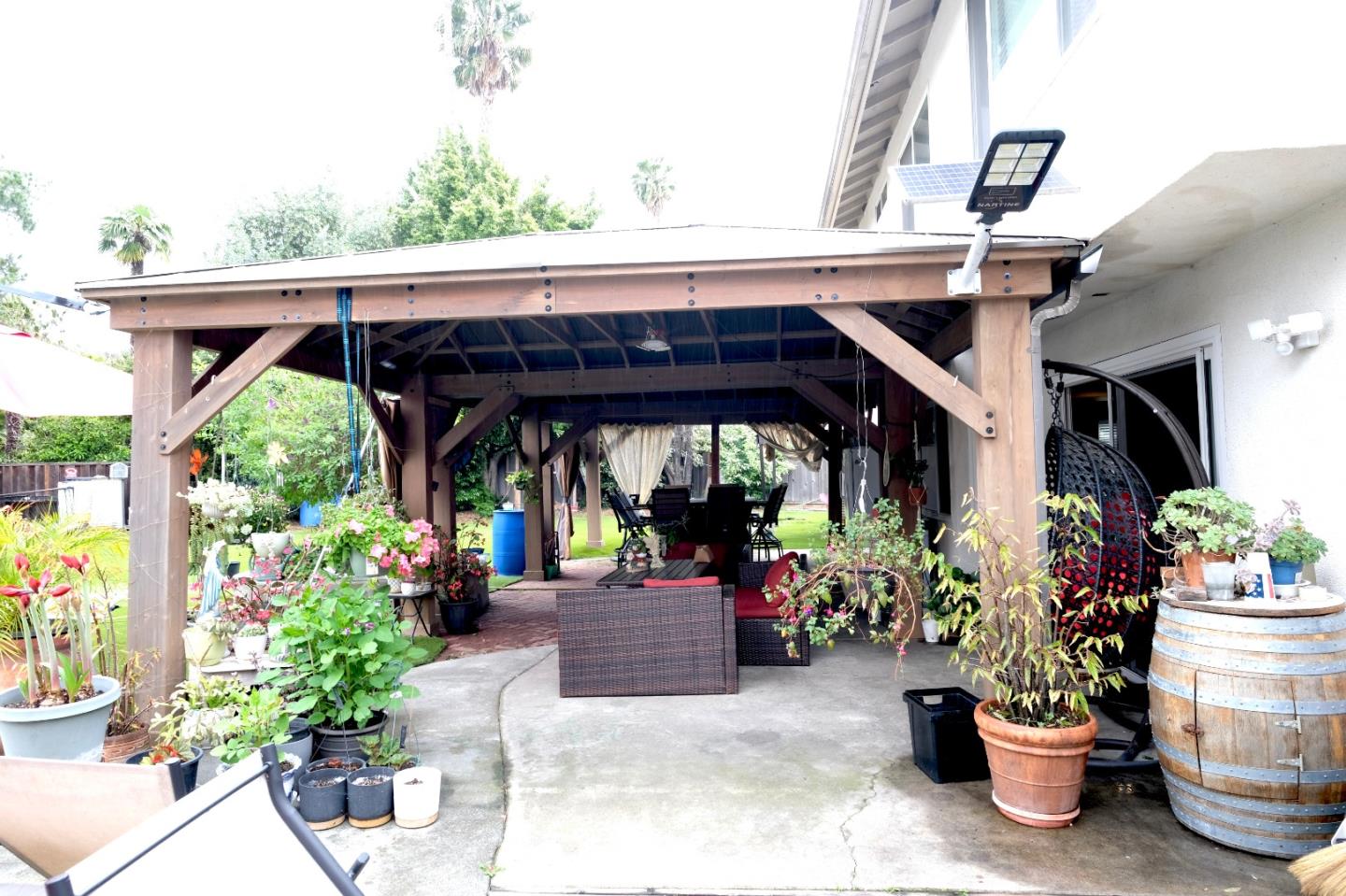 Detail Gallery Image 22 of 42 For 5076 Cineraria Ct, San Jose,  CA 95111 - 4 Beds | 2/1 Baths