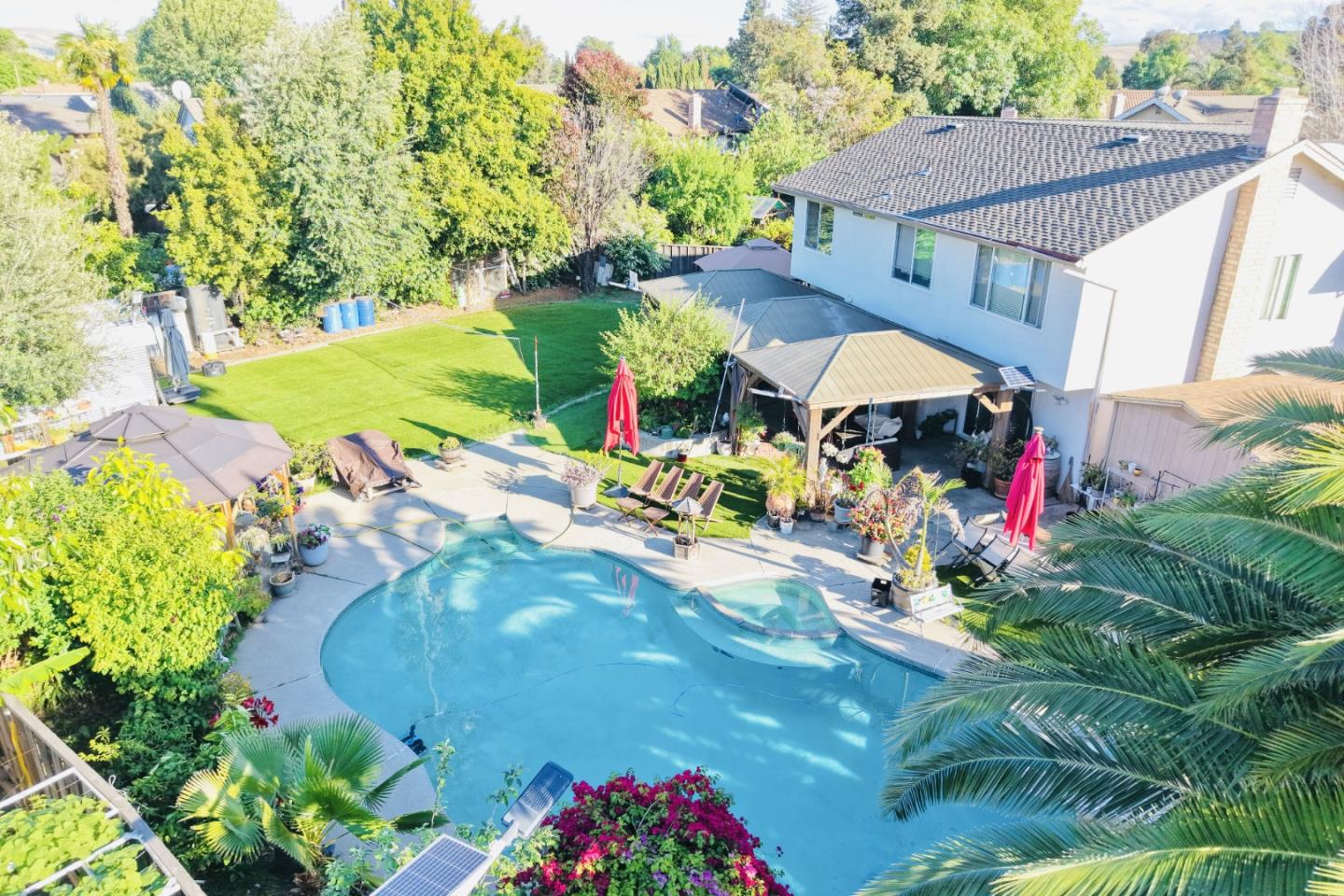 Detail Gallery Image 34 of 42 For 5076 Cineraria Ct, San Jose,  CA 95111 - 4 Beds | 2/1 Baths