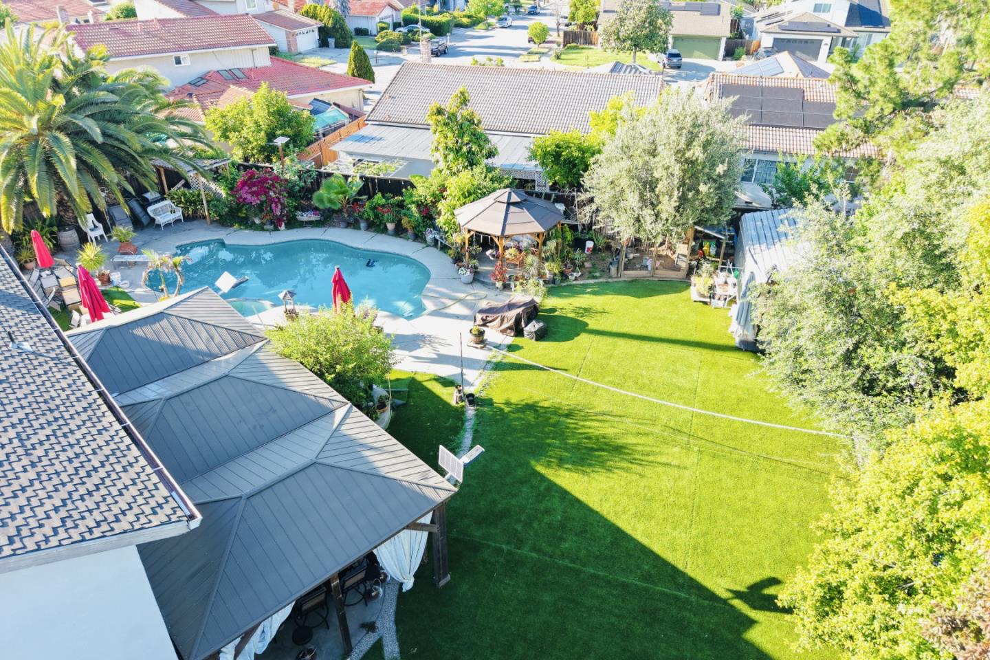 Detail Gallery Image 37 of 42 For 5076 Cineraria Ct, San Jose,  CA 95111 - 4 Beds | 2/1 Baths